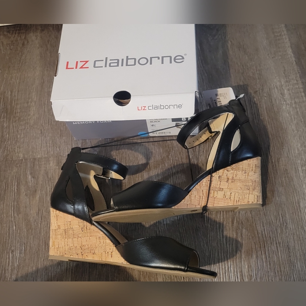 Liz Claiborne Black Wedge Sandals NEW IN BOX - Picture 5 of 8